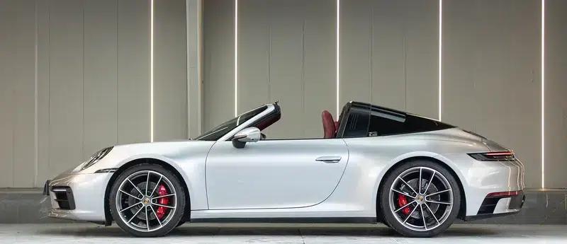 2023 Porsche 911 Targa 4S 3.0T — миниатюра 3