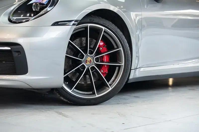 2023 Porsche 911 Targa 4S 3.0T — миниатюра 6