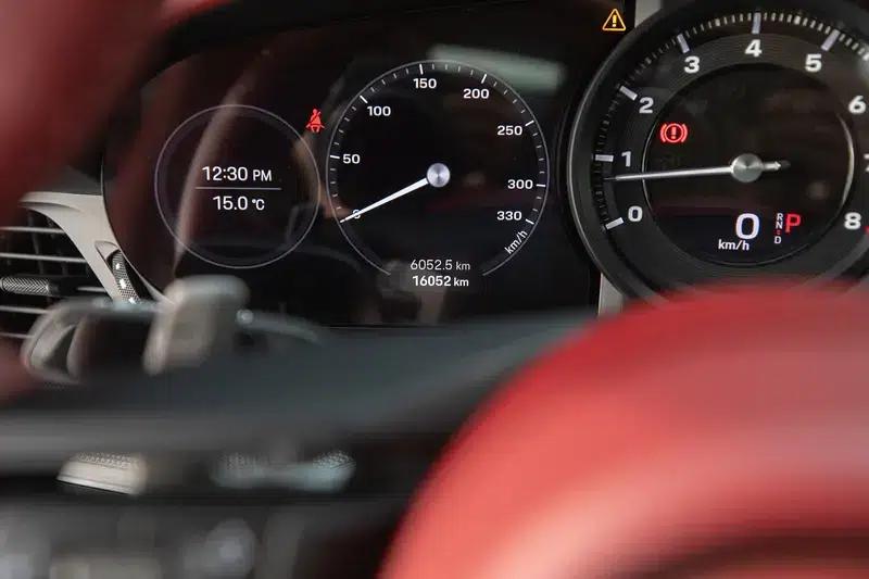 2022 Porsche 911 Carrera 3.0T — миниатюра 13