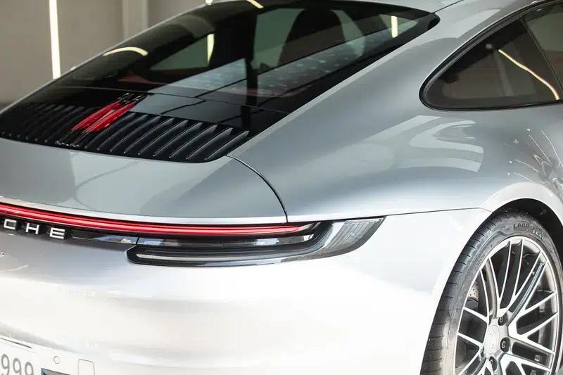 2022 Porsche 911 Carrera 3.0T — миниатюра 8