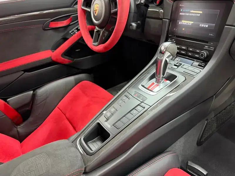 Porsche 911 2018 GT2 RS — миниатюра 21
