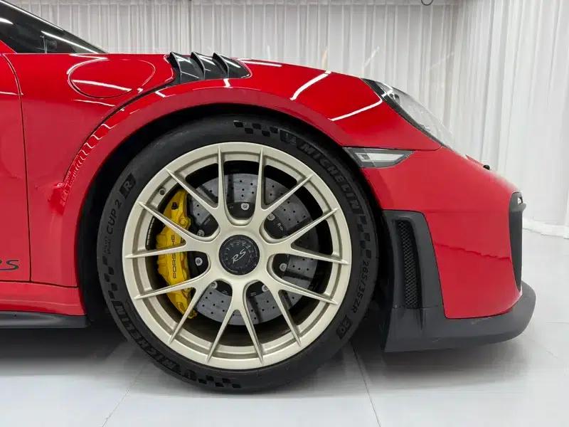 Porsche 911 2018 GT2 RS — миниатюра 9