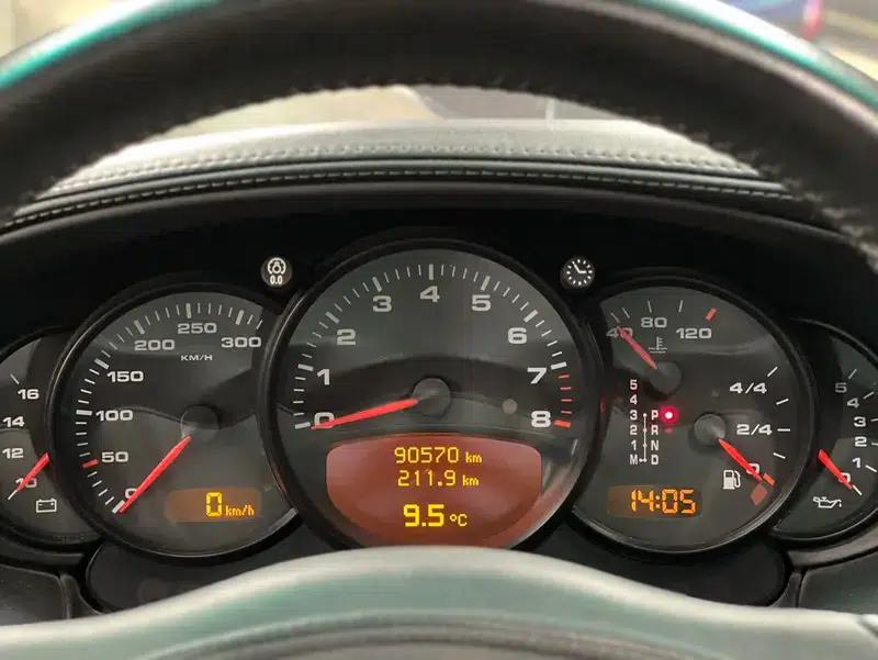 2005 Porsche 911 Carrera 4 AT 3.6L — миниатюра 13
