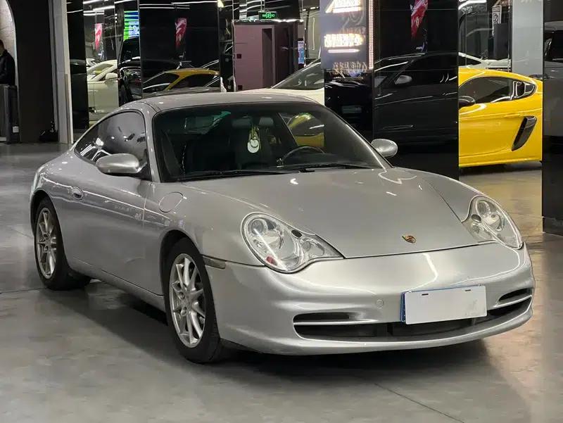 2005 Porsche 911 Carrera 4 AT 3.6L — миниатюра 3