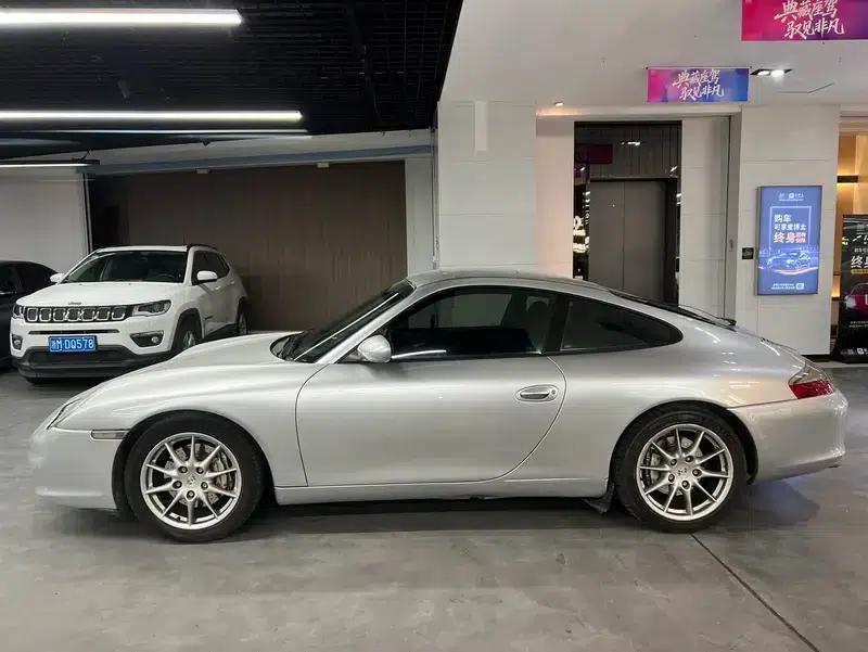 2005 Porsche 911 Carrera 4 AT 3.6L — миниатюра 4