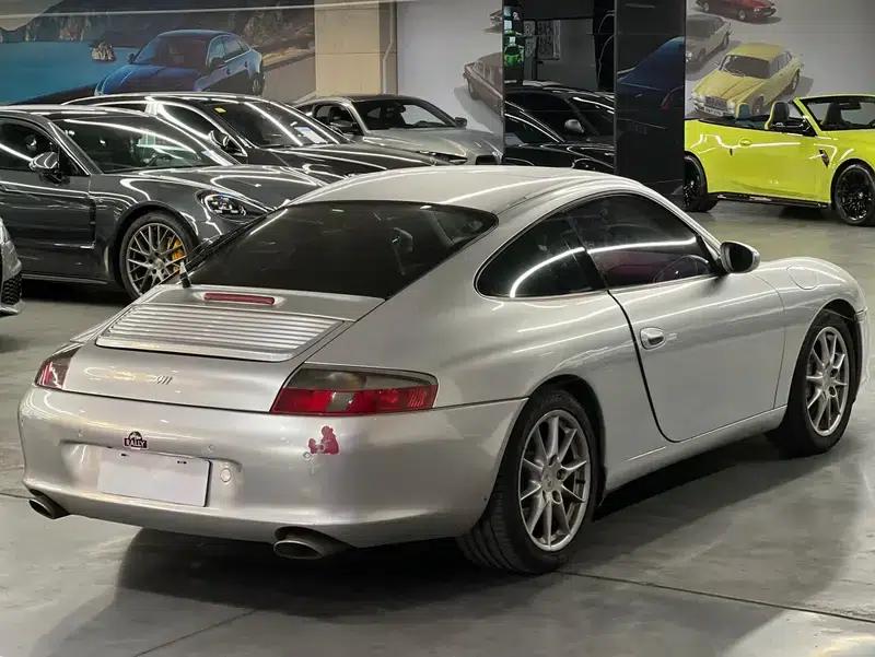 2005 Porsche 911 Carrera 4 AT 3.6L — миниатюра 7