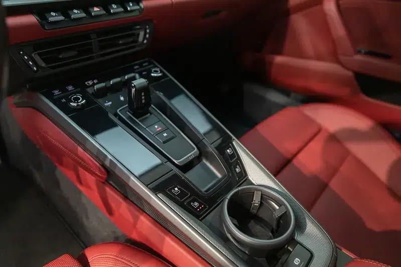 Porsche 911 2020 Carrera 3.0T — миниатюра 14