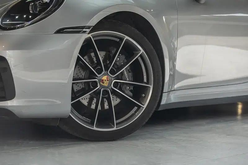 Porsche 911 2020 Carrera 3.0T — миниатюра 9