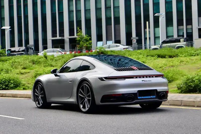 2022 Porsche 911 Carrera 3.0T — миниатюра 4