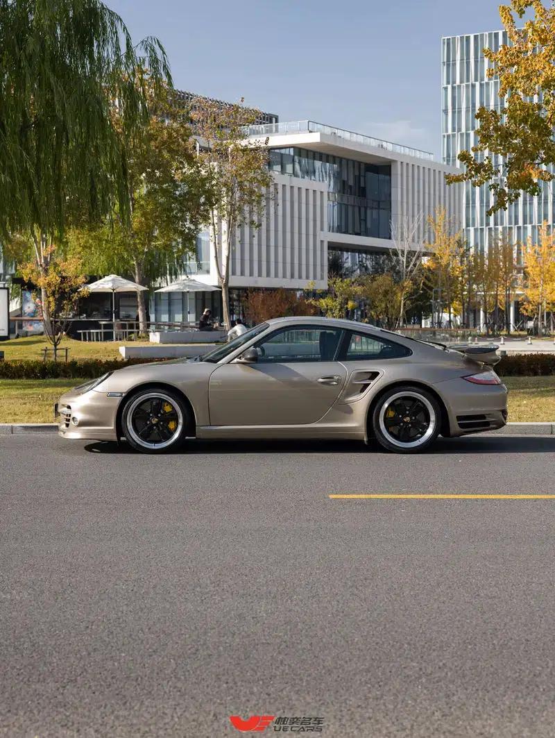 2010 Porsche 911 Turbo S 3.8T — миниатюра 4