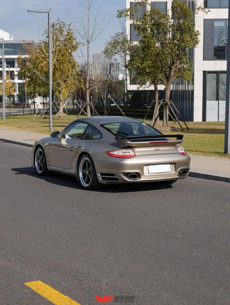 2010 Porsche 911 Turbo S 3.8T — миниатюра 5