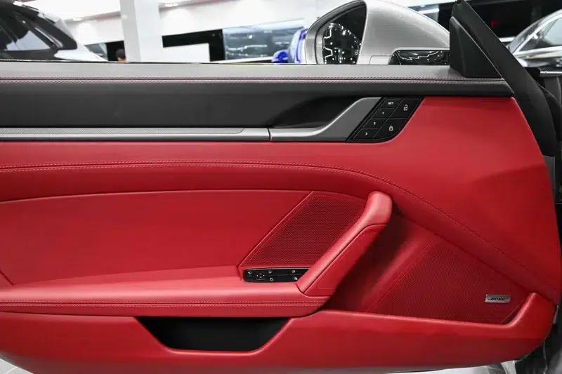 2023 Porsche 911 Carrera S 3.0T — миниатюра 8