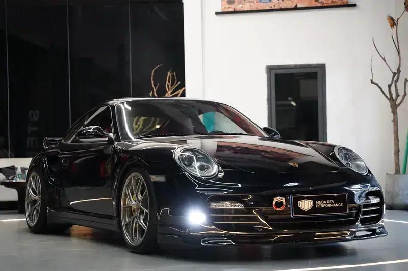 2010 Porsche 911 Turbo 3.8T — миниатюра 2