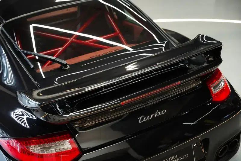 2010 Porsche 911 Turbo 3.8T — миниатюра 9