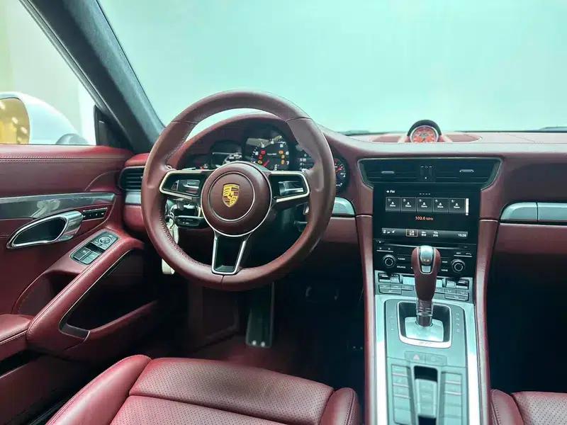 2016 Porsche 911 Carrera 3.0T — миниатюра 14
