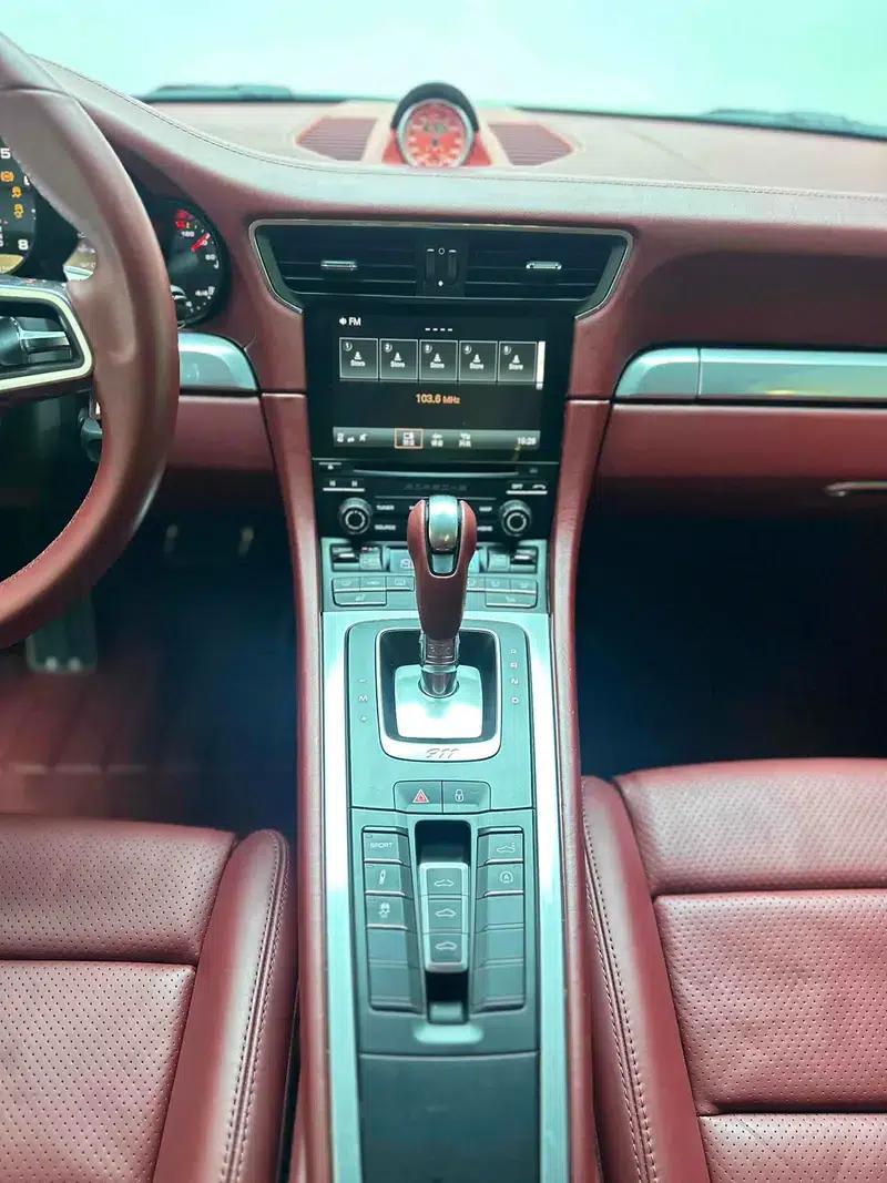 2016 Porsche 911 Carrera 3.0T — миниатюра 10