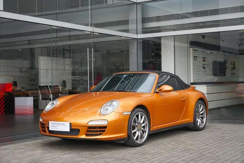 2010 Porsche 911 Carrera 3.6L — миниатюра 1