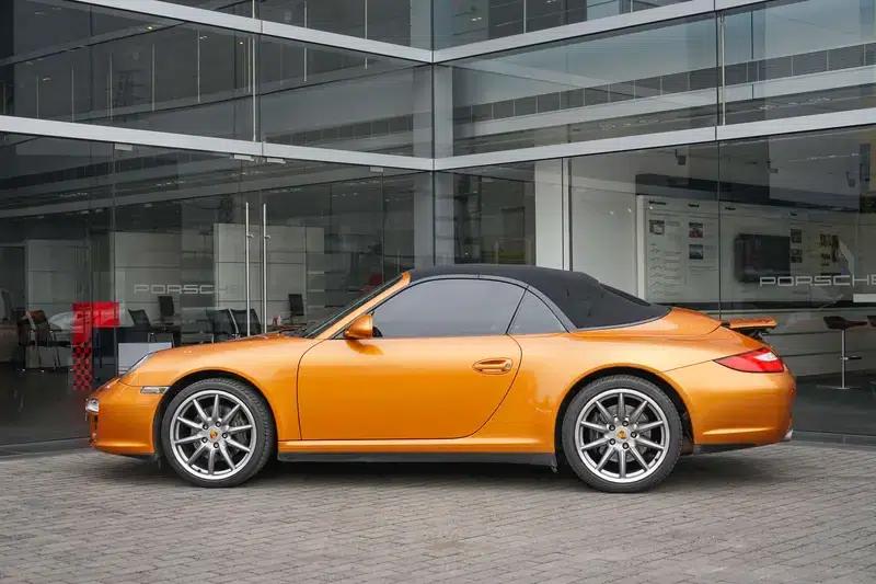 2010 Porsche 911 Carrera 3.6L — миниатюра 4