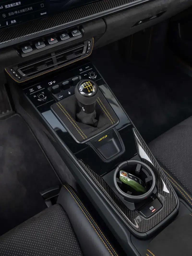 Porsche 911 2022 4.0L Manual Rear-Wheel Drive 2-Seater (Parallel Import) — миниатюра 17