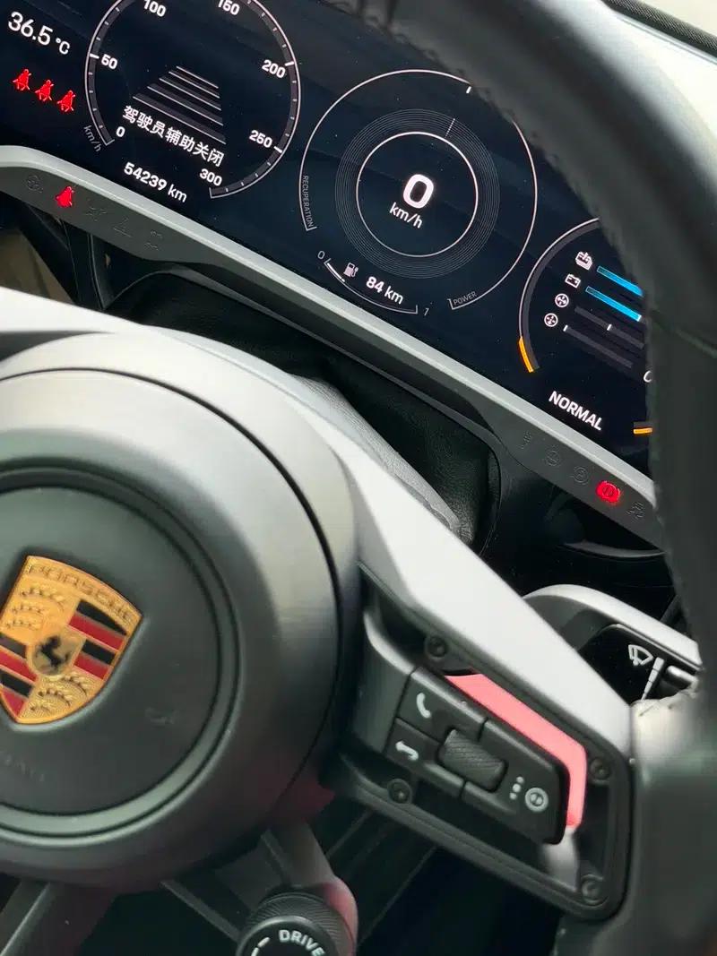 2019 Taycan Turbo — миниатюра 12