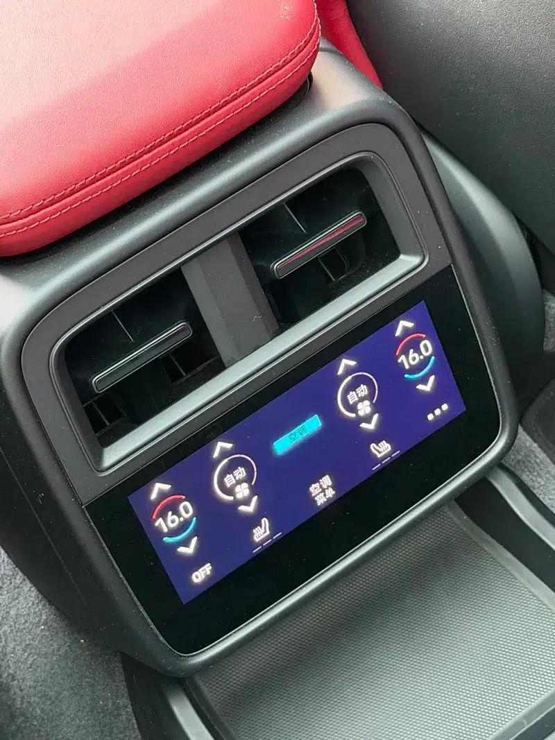 2019 Taycan Turbo — миниатюра 13