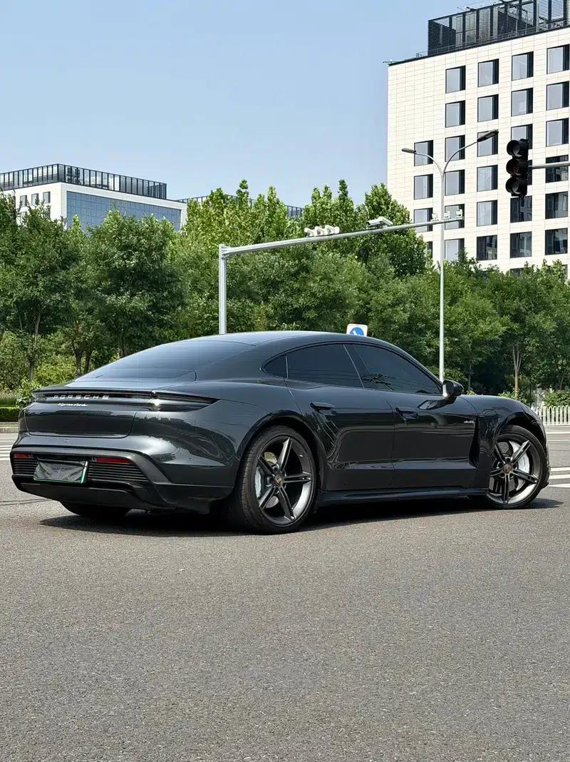 2019 Taycan Turbo — миниатюра 7