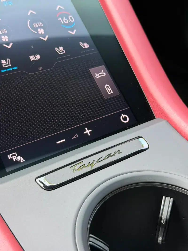 2019 Taycan Turbo — миниатюра 10