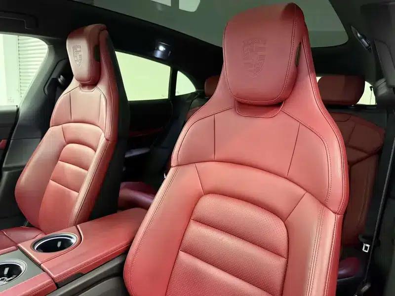 2023 Taycan AWD 5-seater Pure Electric Factory Custom Edition — миниатюра 14