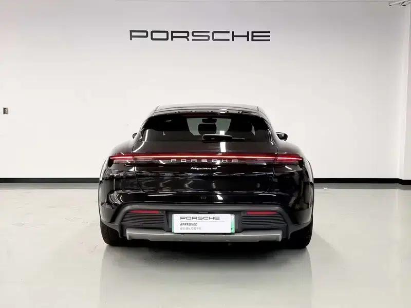 2023 Taycan AWD 5-seater Pure Electric Factory Custom Edition — миниатюра 6