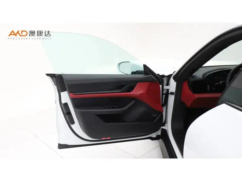 2021 Taycan AWD 4-seater Pure Electric Factory Custom Edition — миниатюра 9