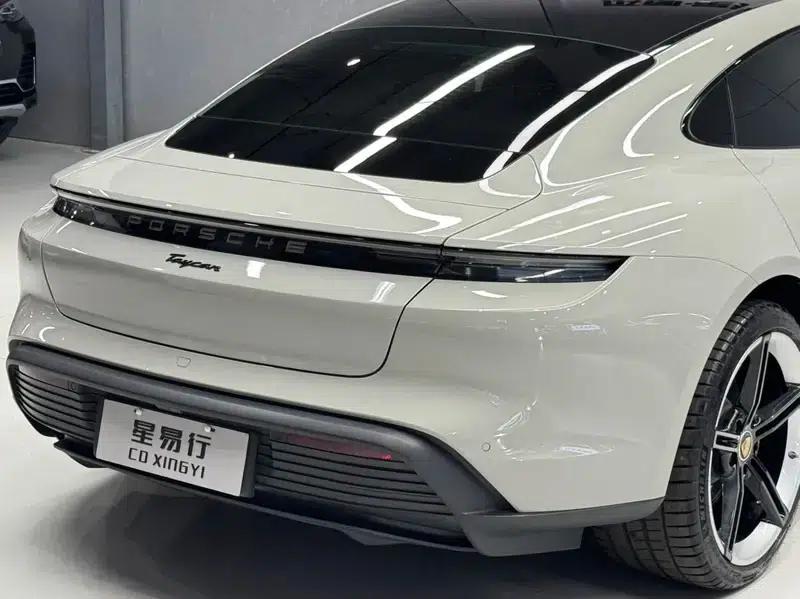2022 Taycan — миниатюра 10