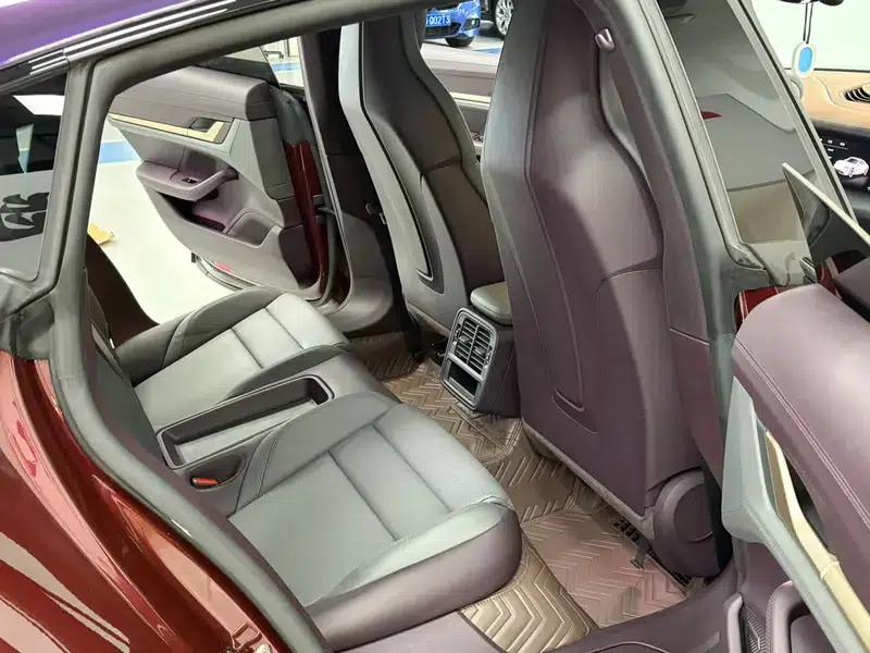 2020 Taycan — миниатюра 16