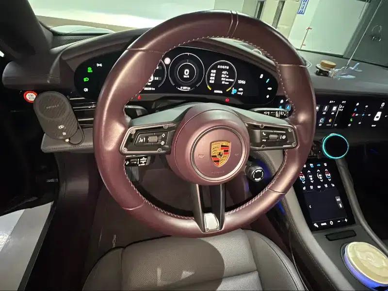 Taycan 2022 Taycan 4 Cross Turismo — миниатюра 11