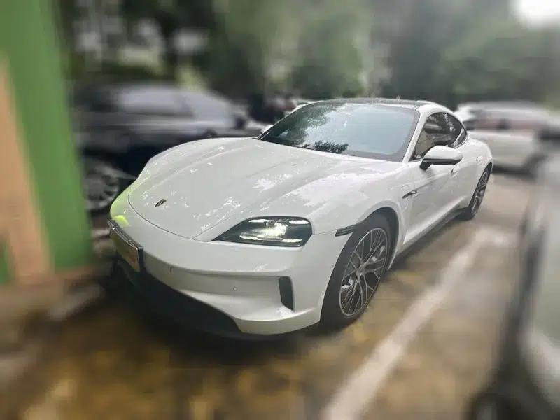 2024 Taycan 4 — миниатюра 1