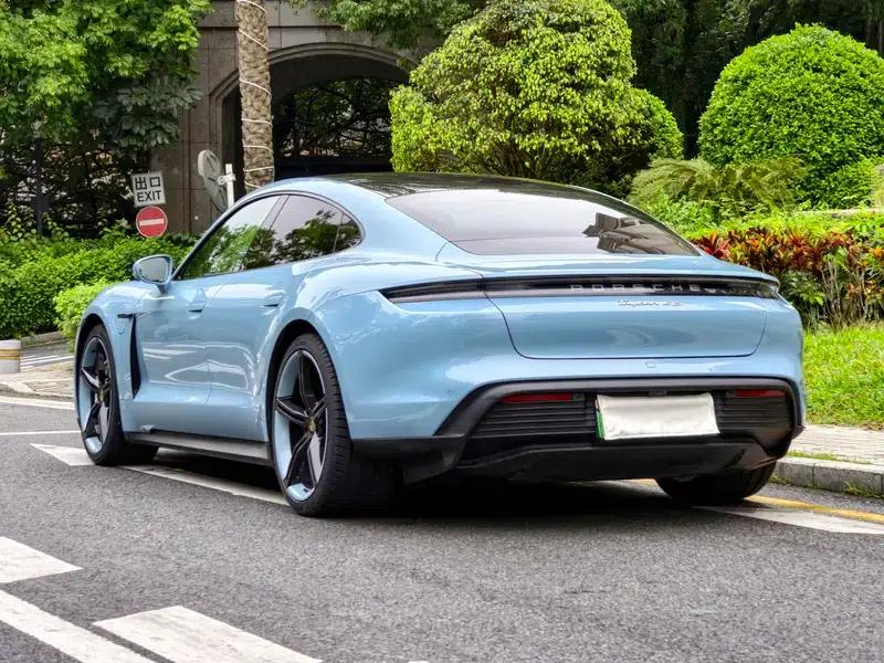 2022 Taycan 4S — миниатюра 4