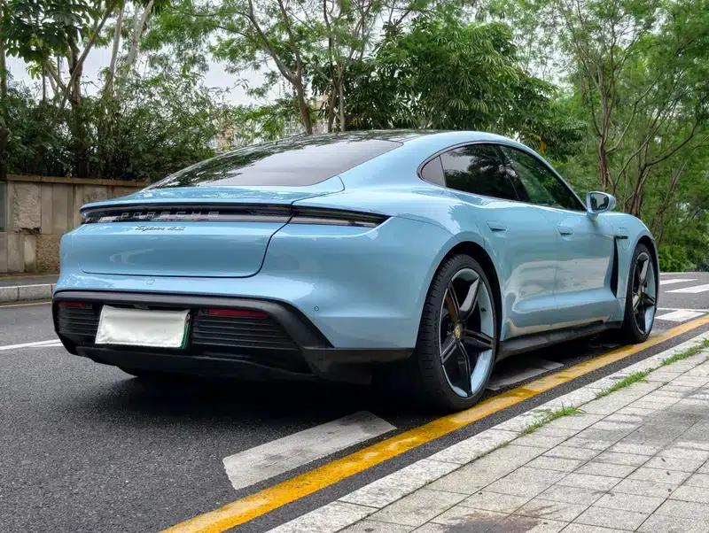 2022 Taycan 4S — миниатюра 6