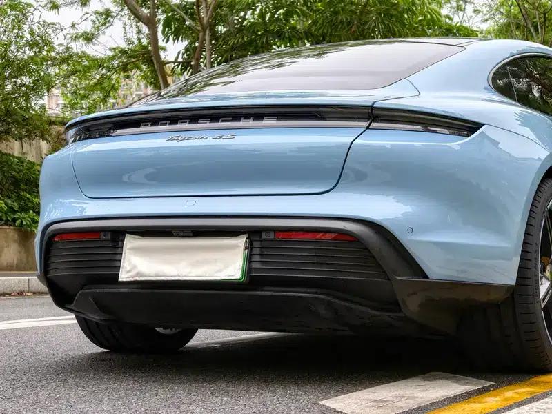 2022 Taycan 4S — миниатюра 8