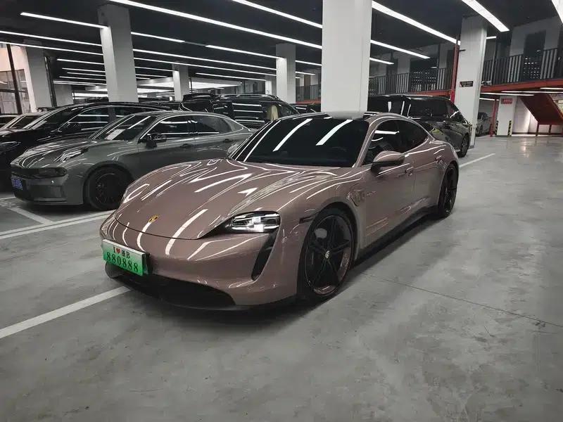 2020 Taycan — миниатюра 1