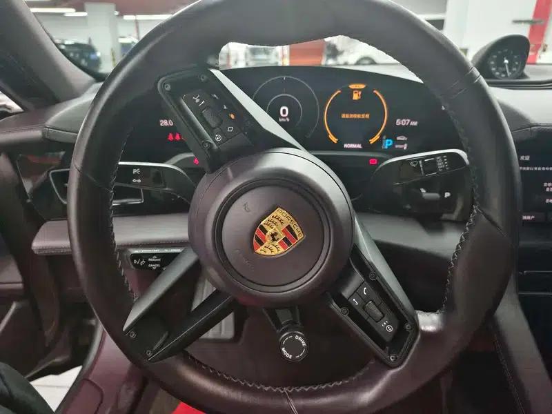 2020 Taycan — миниатюра 14