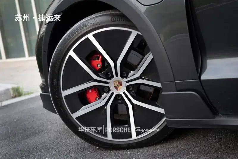 Taycan 2024 Taycan 4S Cross Turismo — миниатюра 14