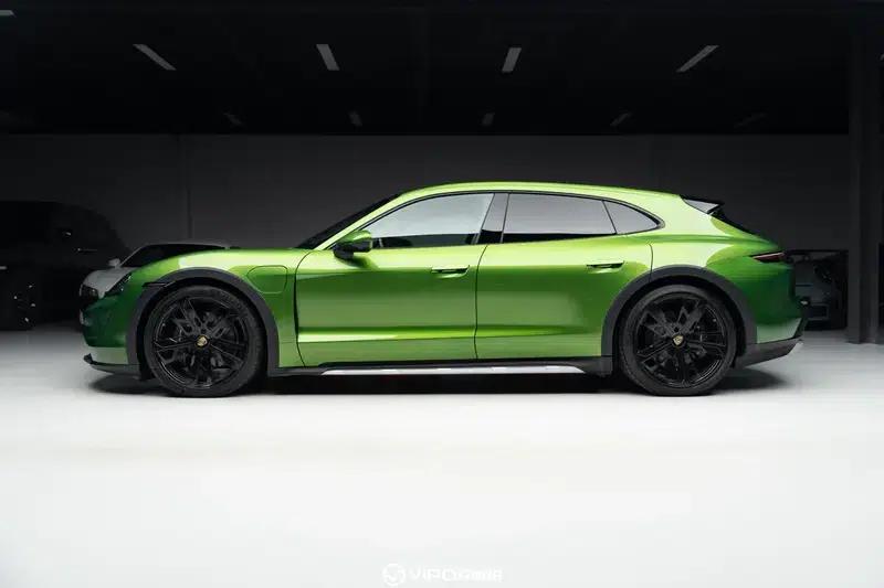 Taycan 2022 Taycan 4 Cross Turismo — миниатюра 3