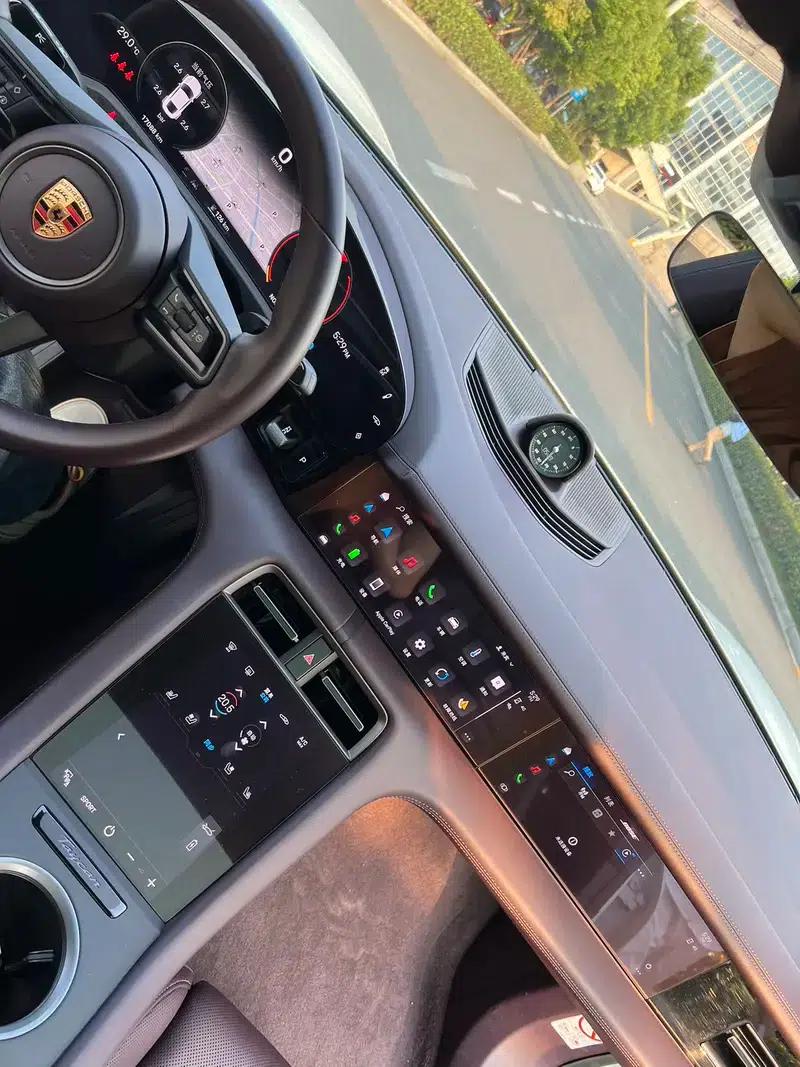 2022 Taycan Facelift — миниатюра 8