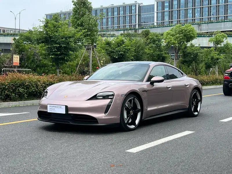 2022 Taycan Facelift — миниатюра 1