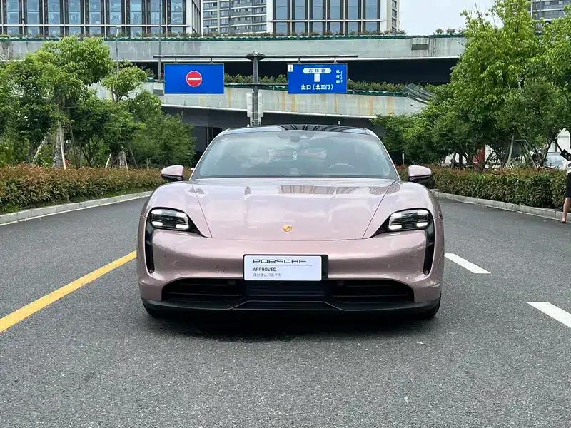 2022 Taycan Facelift — миниатюра 2