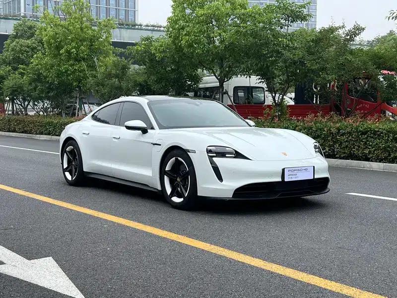 2022 Taycan Facelift — миниатюра 3