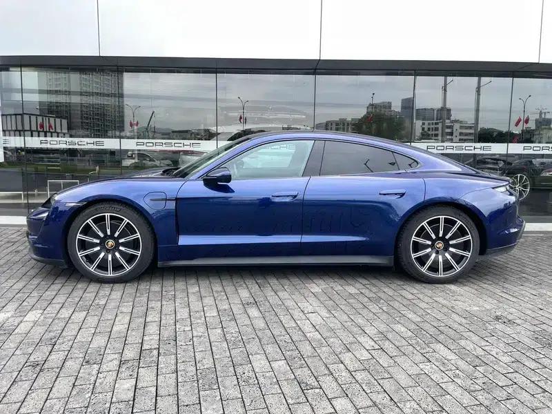 2022 Taycan Facelift — миниатюра 3