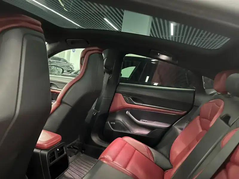 2020 Taycan — миниатюра 17