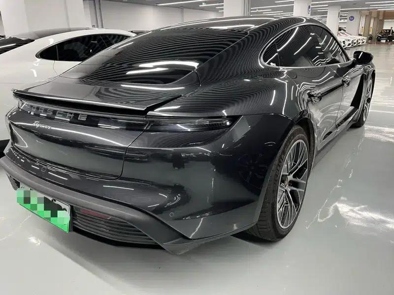 2020 Taycan — миниатюра 6
