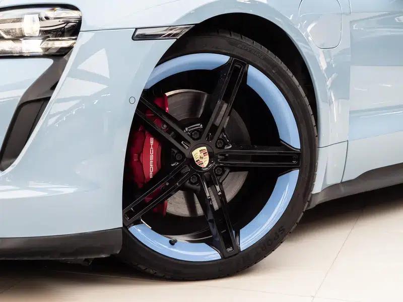 2019 Taycan 4S — миниатюра 14