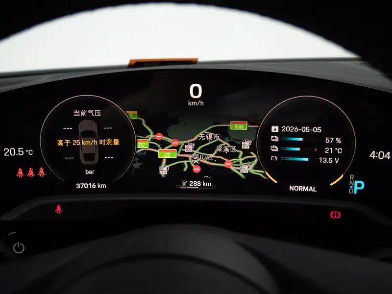2019 Taycan 4S — миниатюра 18